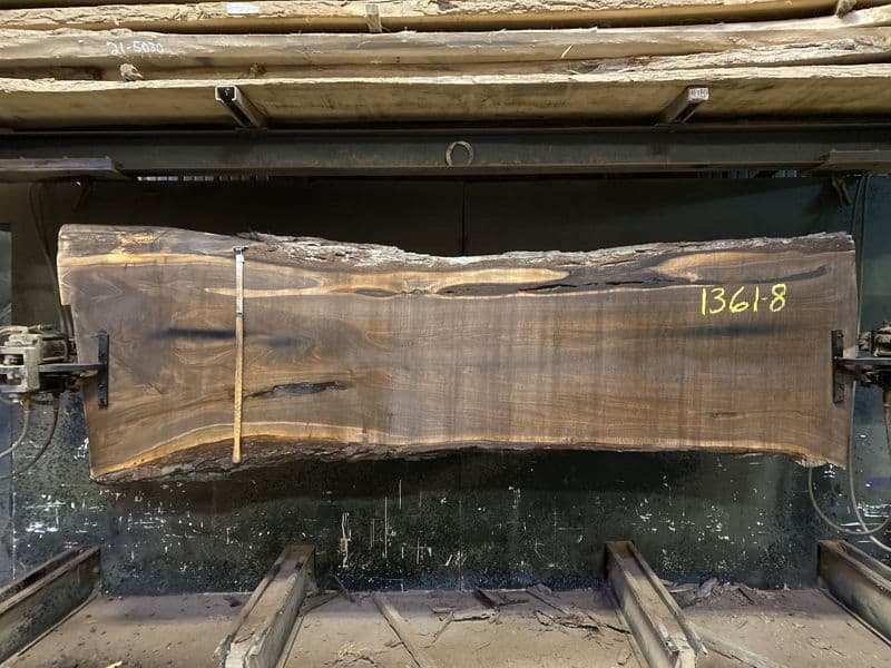 walnut slab 1361-8 rough size 2.5″ x 25-37″ avg. 29″ x 10′ 