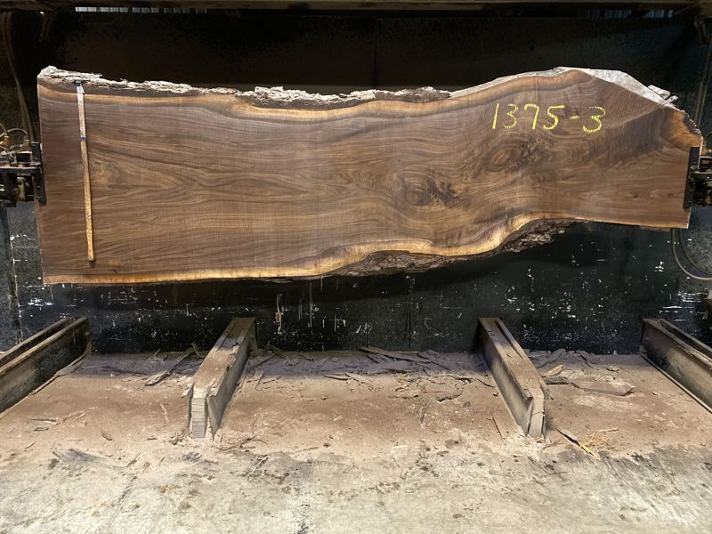 walnut slab 1375-3 rough size 2.5″ x 23-39″ avg. 33″ x 11′ 