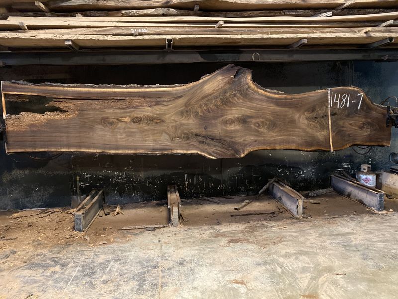 walnut slab 1481-7  rough size 2.5″ x 20-52″ avg. 37″ x 17′ 